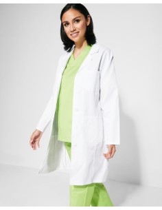 CAMICE VACCINE WOMAN